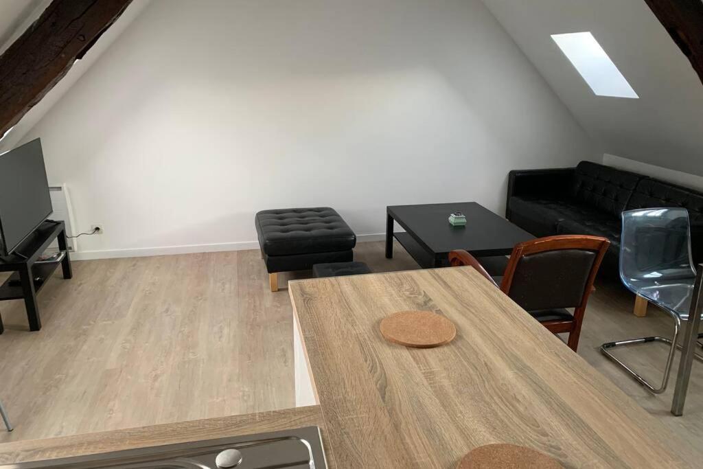 Appartement T3 proximité du CHU avec accès internet&NETFLIX à Rouen Extérieur photo