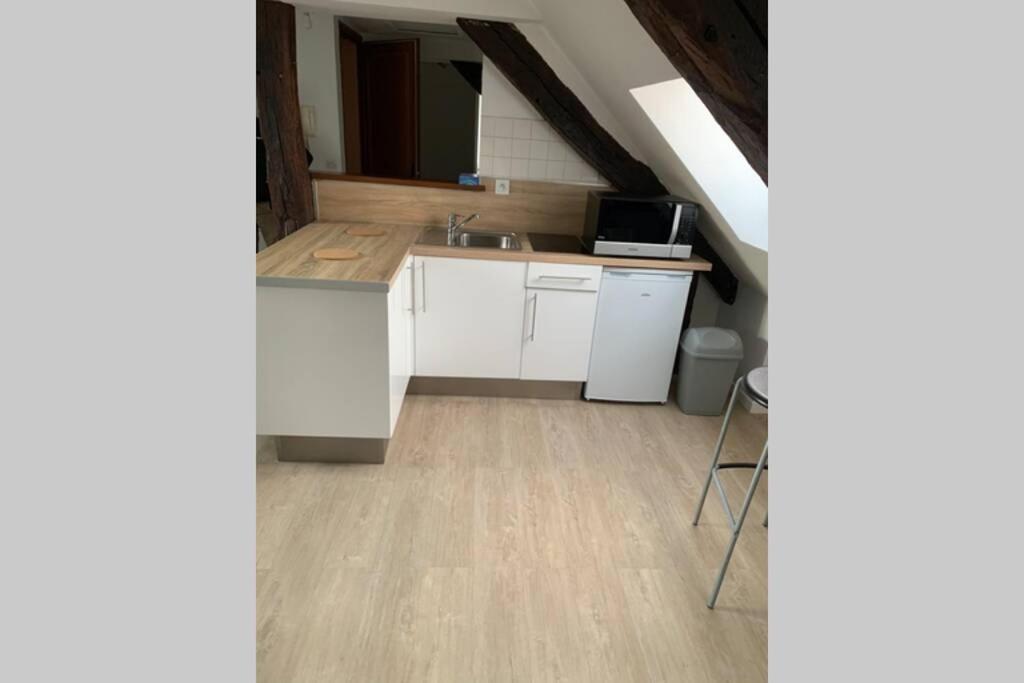 Appartement T3 proximité du CHU avec accès internet&NETFLIX à Rouen Extérieur photo